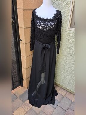 Premier Ampur Elegant Black Lace Long-Sleeve Evening Dress